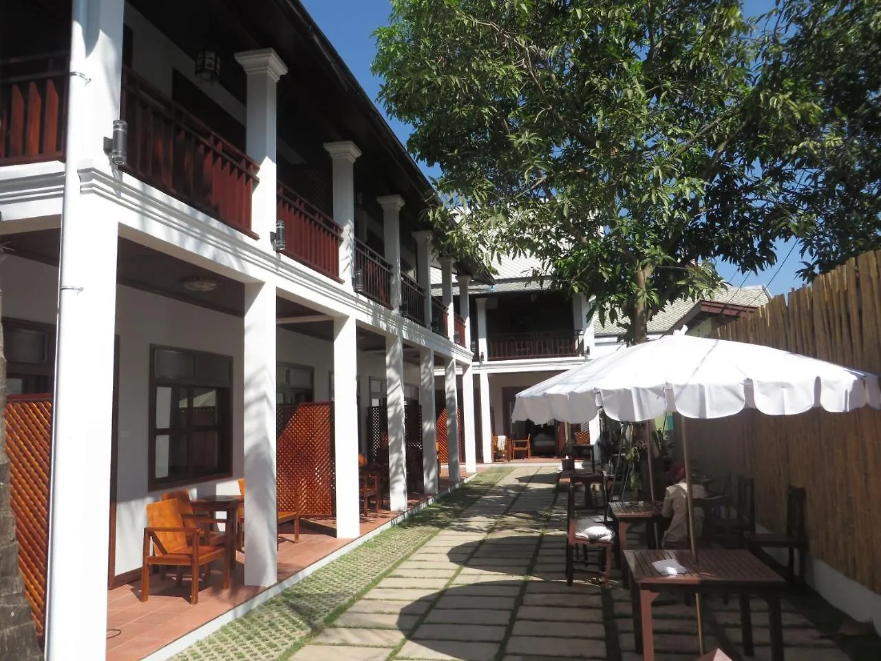 Queen'S House Luang Prabang Hotel
